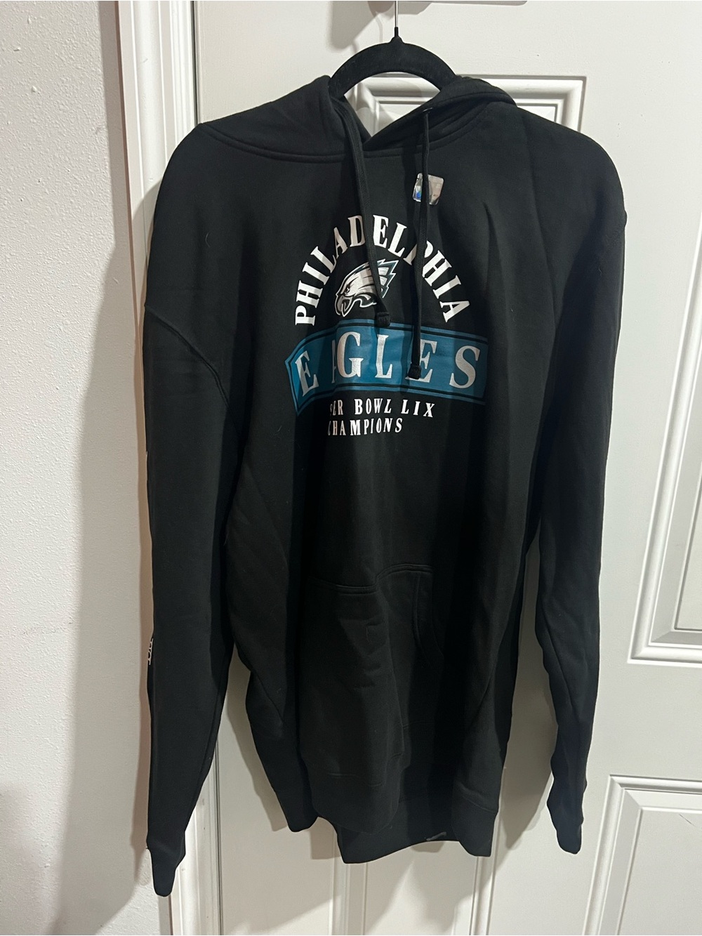 Philadelphia Eagles Black Hoodie Sweatshirt